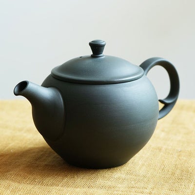 東屋】丸急須 後手 並細製造：高資陶苑（愛知県常滑市）原型：金子哲郎 